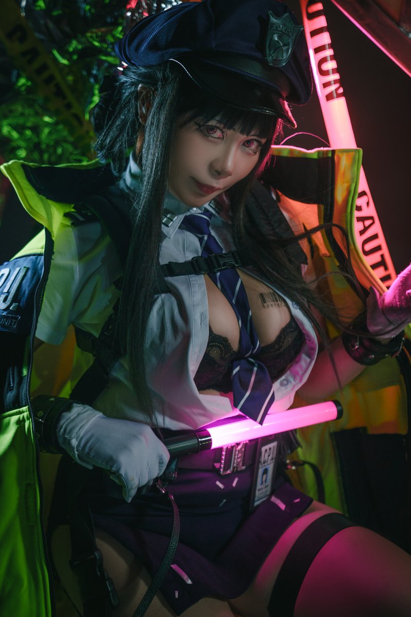 an_ncos's tweet photo. D: Killer Wife 「Secret Police」
#NIKKEcosplay https://t.co/tSr7iKbHbC