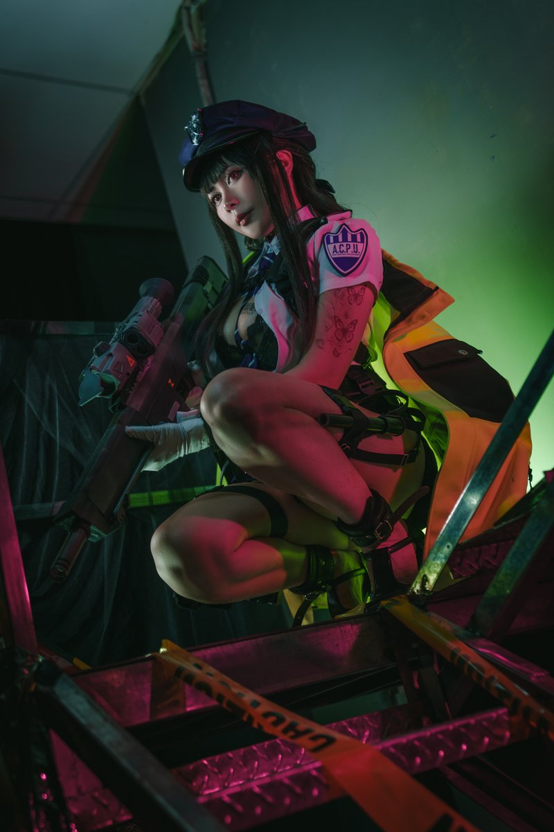 an_ncos's tweet photo. D: Killer Wife 「Secret Police」
#NIKKEcosplay https://t.co/tSr7iKbHbC