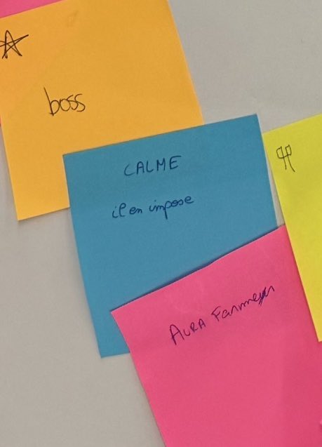 hmmmpassion's tweet photo. Séminaire d’inté en école de co on devait ts donner nos impressions sur les autres après 1mn de speech dvt la promo : ils ont kiffé l’animal… https://t.co/guTGaZRiG7