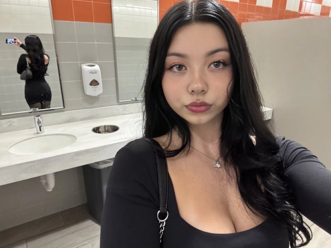 PervertedHobo's tweet photo. ᴛʜᴀᴛ ʙᴀʀᴇʟʏ ʟᴇɢᴀʟ ʀɪᴄᴇꜰᴇᴅ ᴄʜɪɴᴋ @gxrlfxilureLia ɪꜱ ᴘᴏꜱᴛɪɴɢ ᴛʜᴀᴛ ʀᴀᴘᴇʙᴀɪᴛɪɴɢ ꜰᴀᴄᴇ ᴏɴ ᴛʜɪꜱ ᴀᴘᴘ ᴋɴᴏᴡɪɴɢ ꜱᴏᴍᴇ ɴᴇᴇᴅʏ ɴɪɢɢᴇʀꜱ ᴘᴜᴍᴘ ᴛʜᴇɪʀ ᴛʜʀᴏʙʙɪɴɢ ᴊᴜɴɢʟᴇ ᴍᴇᴀᴛ ᴛᴏ ʜᴇʀ, ʀᴇᴀᴅʏ ᴛᴏ ʀᴀᴘᴇ ʜᴇʀ ʙʀᴀɪɴꜱ ᴏᴜᴛ. 🍙🐰♠️🍆 https://t.co/bVuzMyXT4V