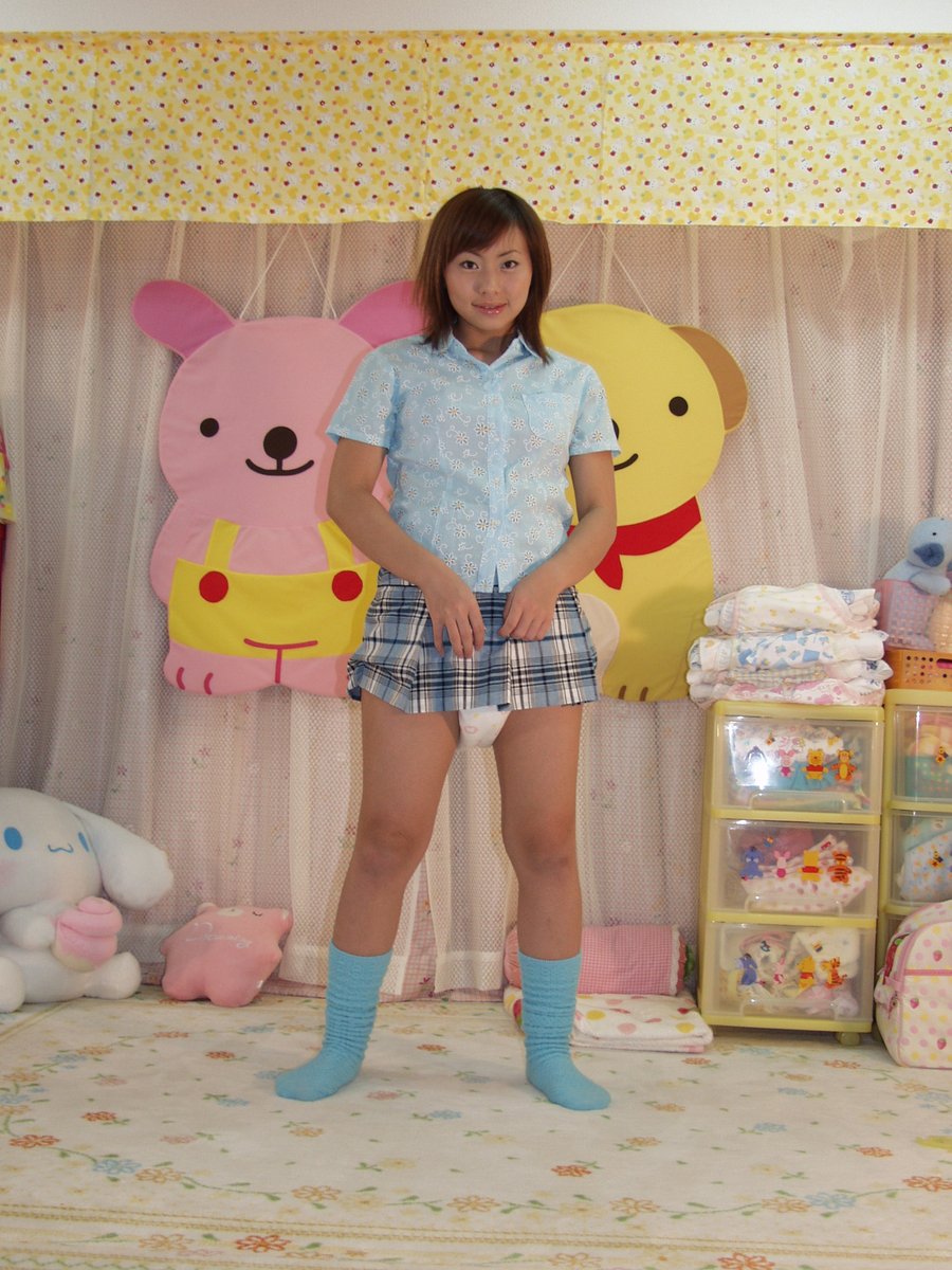 BabyGalsHP's tweet photo. Baby Gals Japan　美咲＆真衣
#ABDL #Adultbaby #BGJ
この時は動画メインの撮影だったので、写真は少な目でした。間違って消してしまったので再投稿します。 https://t.co/jMUzFijOPq