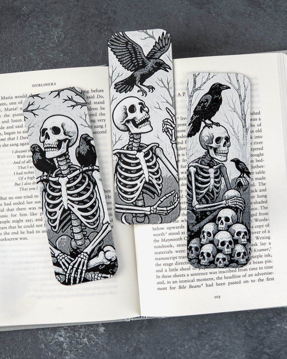 BamingoDesign's tweet photo. - Watching over the ravens as stories unfold.
- Free for members @printablescom
- 
- #3DPrinting #Hueforge #Bookmarks #Raven #Gothic https://t.co/3ex7FIXuv9