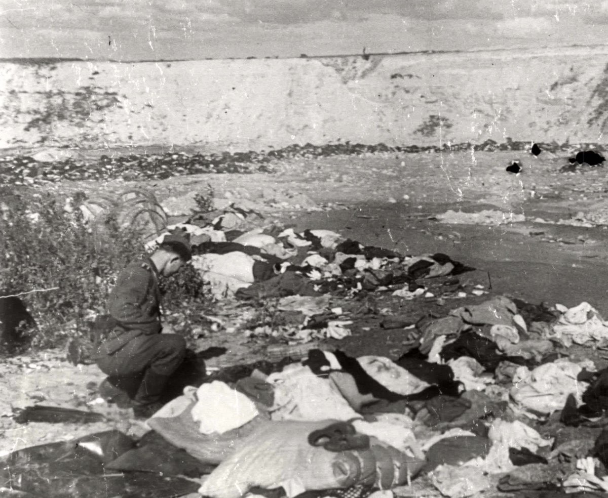 AuschwitzMuseum's tweet photo. September 29-30, 1941 | The massacre in Babi Yar.
Under the supervision of Einsatzgruppe C, a special team of German SS troops supported by other German units and local collaborators began the murder of Jews of Kyiv.

In two days 33,771 Jews were murdered. And these were just the first of many other victims killed in this ravine until 1943.

Learn more: https://t.co/XPuhraPJnE