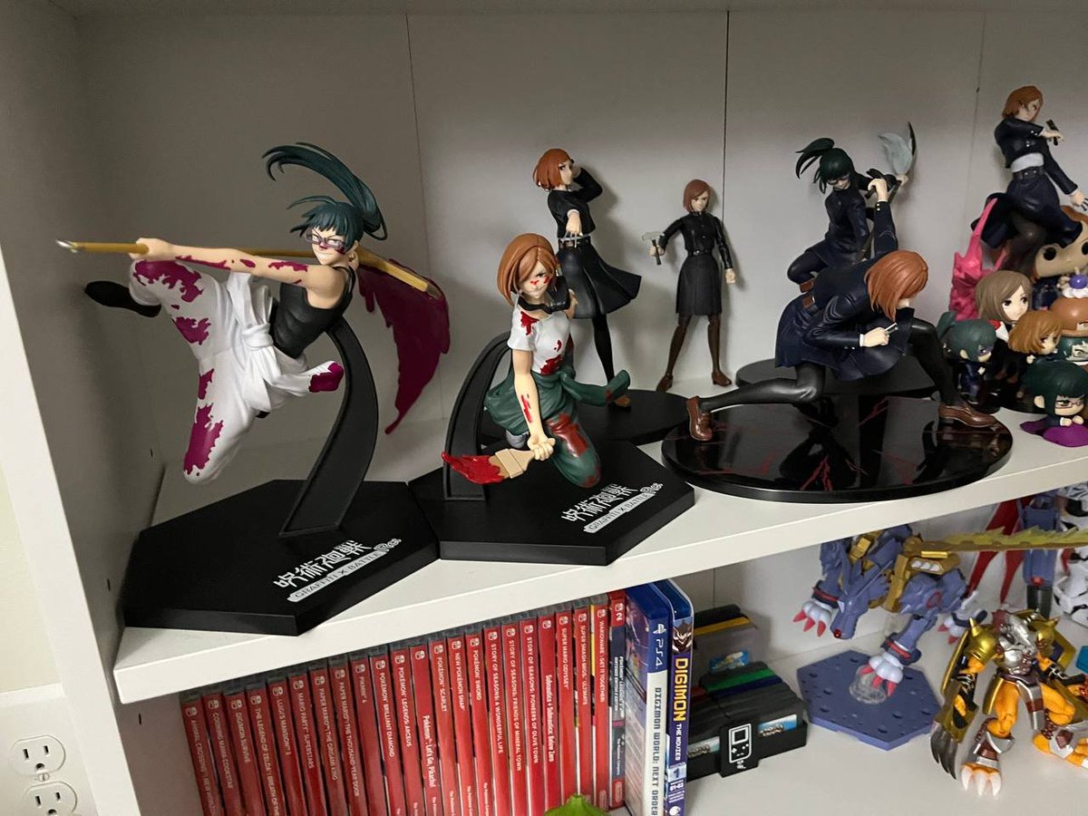 mascmaki's tweet photo. I dusted the nobamaki collection https://t.co/ovucZFjSov