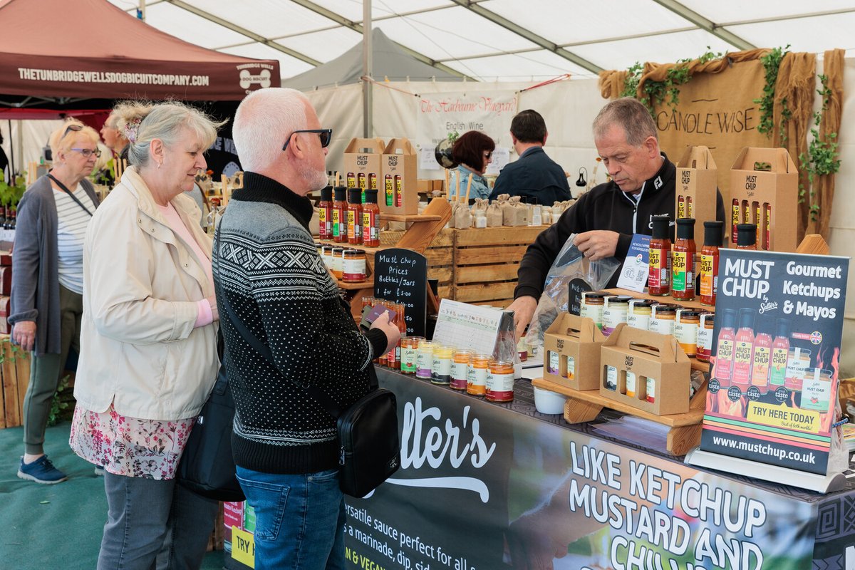ShepherdNeame's tweet photo. The Broadstairs Food Festival is back 🍔

Enjoy more than 100 food and drink stalls and a pint at the Shepherd Neame Festival Bar 🍻

📆 Friday October 2 to Sunday October 4
📍 Victoria Gardens, Broadstairs
⏰ From 10am
🎟️ Free entry

We can't wait to see you there! https://t.co/0xHkAAVl6X