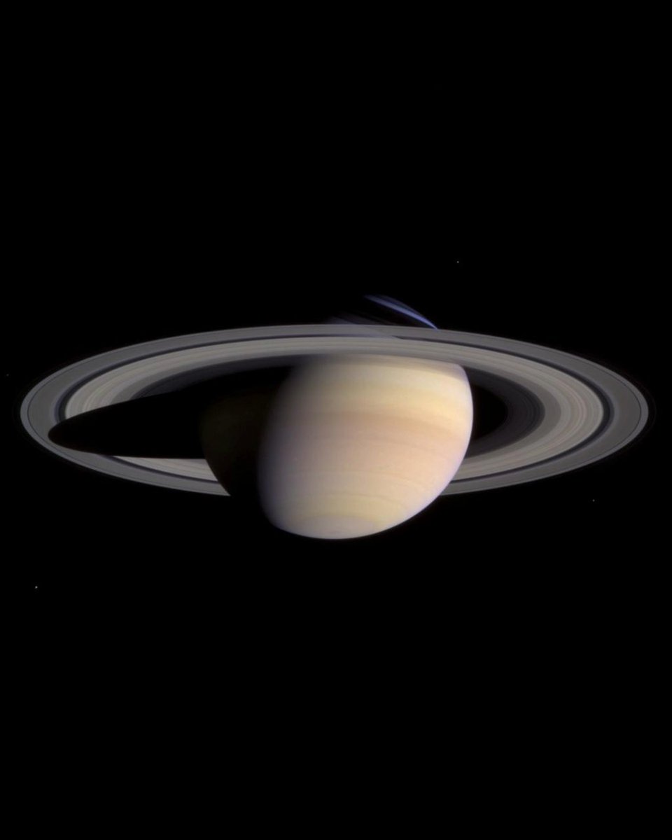 ScienceNorth's tweet photo. Calling all night sky lovers! There’s a good reason to look up this week! 🪐
 
Saturn reaches opposition on October 4, making the next few nights a great time to spot it.
 
So, what exactly is opposition? It happens when Earth passes between the Sun and Saturn. From our perspective, Saturn is on the opposite side of the sky from the Sun. That means it rises around sunset, stays visible all night and sets around sunrise.
 
Saturn is also near its closest point to Earth for the year, so it’ll appear especially bright.
 
You can spot it with the naked eye as a bright point of light, but if you have a telescope, take it out! Even a small telescope can reveal Saturn’s famous rings. 🔭
 
And the photos? Both were captured by NASA’s Cassini spacecraft as it approached Saturn. The first was taken in 2002, when Cassini was still 285 million km from the planet. The second was captured in 2004 from 47.7 million km away, just a few months before Cassini entered orbit around Saturn.
 
Clear skies this week? Look up!

📷: NASA/JPL/Southwest Research Institute