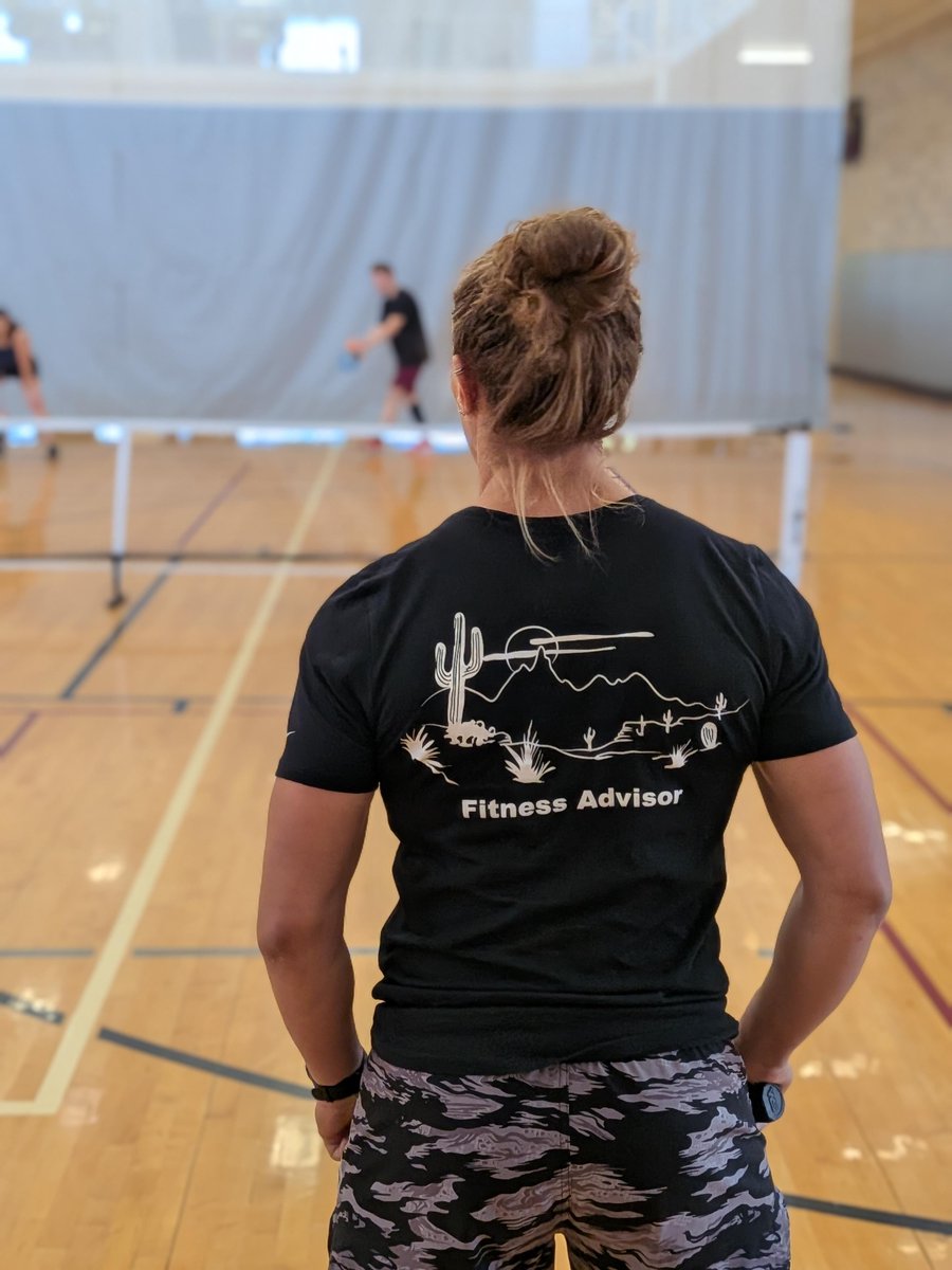 FBIPhoenix's tweet photo. No big dill! Over the weekend, FBI Phoenix special agents joined Arizona State University for their Big Dill Paddle Battle. In-between some friendly competition students talked with agents to learn more about the FBI and what it takes to apply. https://t.co/0BH5GSjiYE