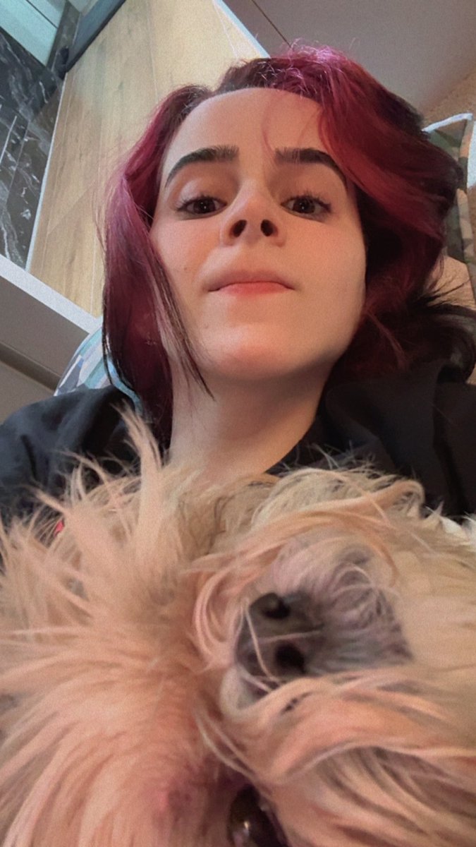 MoonKase's tweet photo. Mas eu tamem tenho cara de boboca https://t.co/Yv1z5wfT51