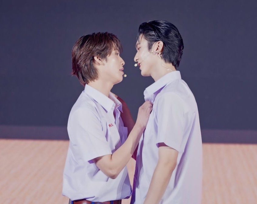 xdivillen's tweet photo. And some dumbass calls that bromance
꒰ঌ #ryujinpatji ໒꒱ https://t.co/SIOKanfGmu