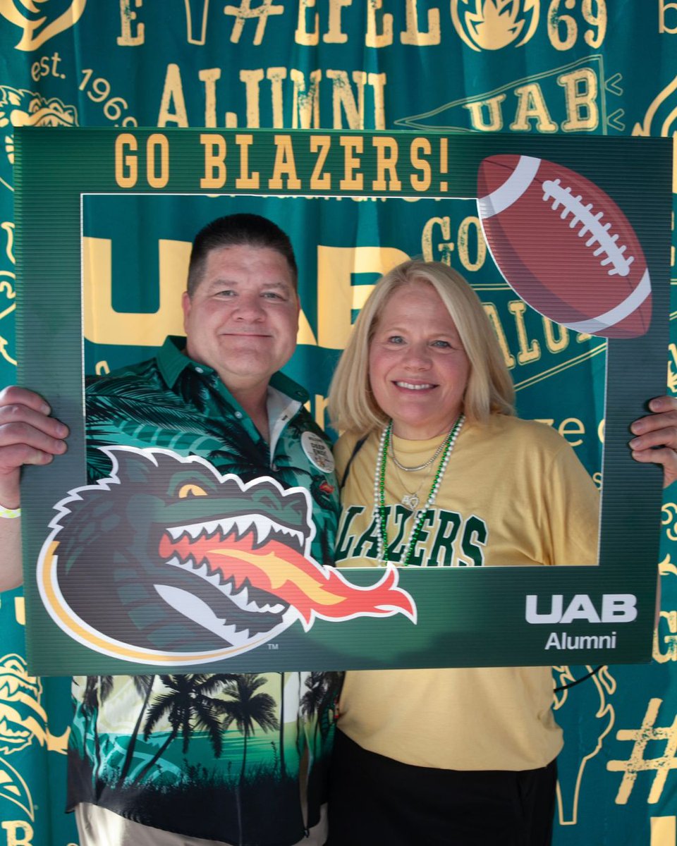 uabalumni's tweet photo. UAB vs. Navy Alumni Tailgate was a BLAST🏈 🐲

Keep the party going this Saturday, October 3rd at our UAB vs. Samford Tailgate from 12 to 2 pm.

https://t.co/lu4LTQRIs3 https://t.co/fIYioeDyb8