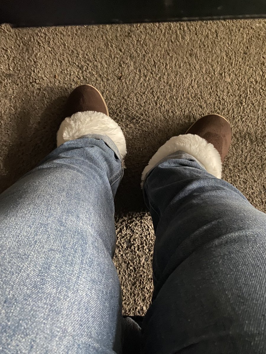 cocoj8999's tweet photo. I got new shoes 👞 yesterday evening https://t.co/vPWsLGwblR