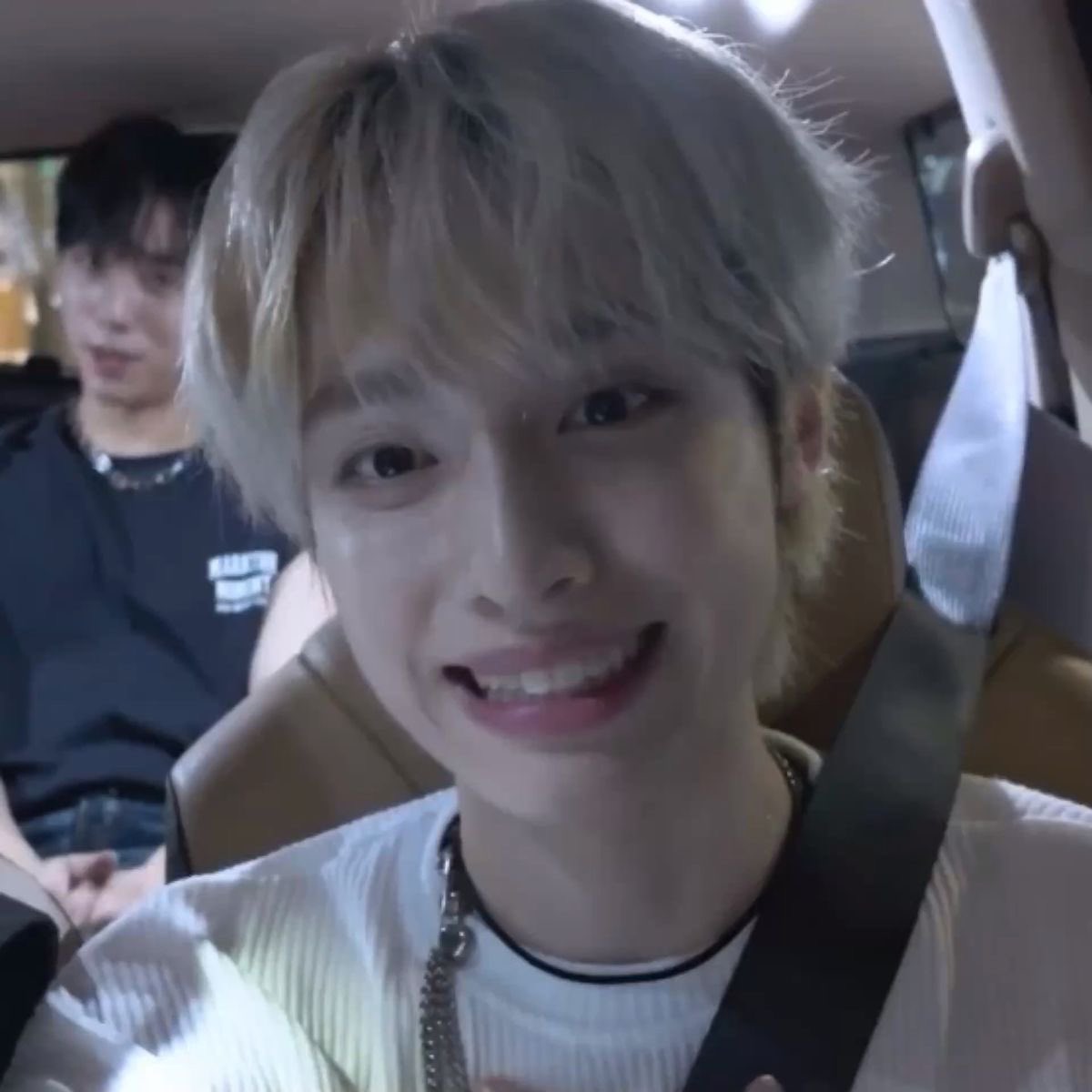 oodeer's tweet photo. 😁 https://t.co/jRycphB2kb
