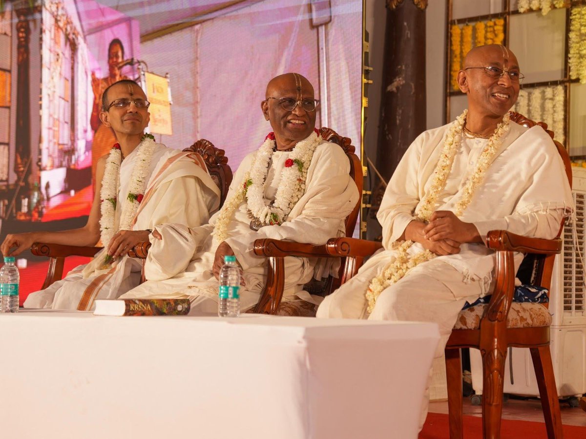 CP_Dasa's tweet photo. I was glad to be part of the Bhumi Puja ceremony for ISKCON Hare Krishna Fields last Sunday in Whitefield, Bengaluru, marking the beginning of a new centre of Srila Prabhupada’s ISKCON in one of the city’s most dynamic and rapidly growing areas.

Srila Prabhupada's ISKCON has been serving the Whitefield community for more than two decades. Over these years, Whitefield has transformed into a major centre of technology, enterprise, and economic activity, bringing together a vibrant community of professionals, entrepreneurs, families, and young people from across India and the world. This new centre is an important step in bringing spiritual learning, devotion, community, and service closer to this growing community.

I was happy to join Sri Madhu Pandit Prabhu and our devotees on this auspicious occasion. As Whitefield continues to grow, ISKCON Hare Krishna Fields can become a space where people can find inner balance, spiritual nourishment, and an opportunity to connect with the timeless wisdom of the Vedic tradition.

With the blessings of Srila Prabhupada, may this new centre grow into a vibrant spiritual and cultural hub and serve the people of Whitefield and beyond for generations to come. 🙏

@madhupanditdasa @ISKCONBangalore