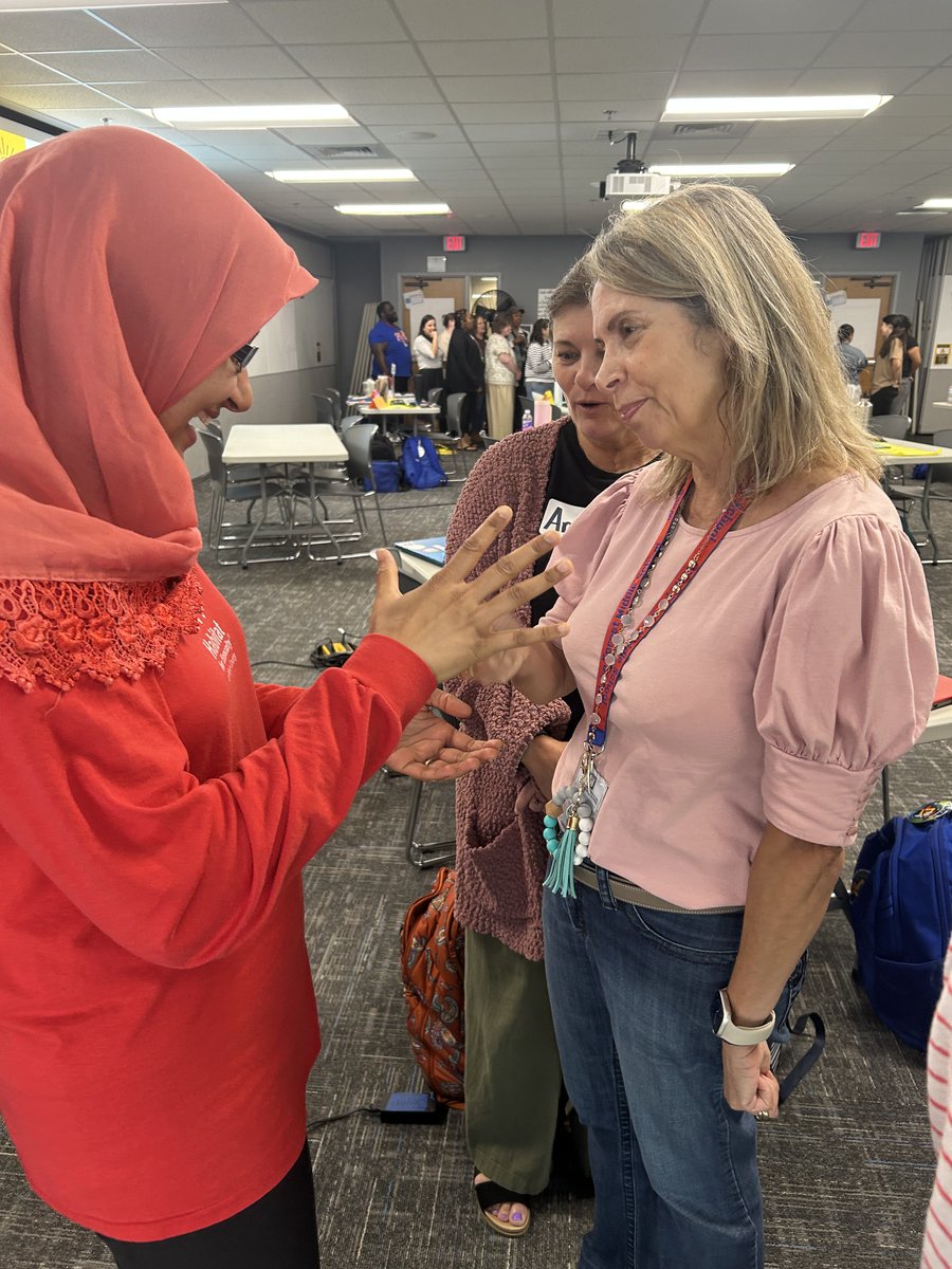 WCPSSProfLearn's tweet photo. 📸 September was a month to remember for the Office of Professional Learning! ✨️ Now loading October... https://t.co/ugX8ZbbJoZ