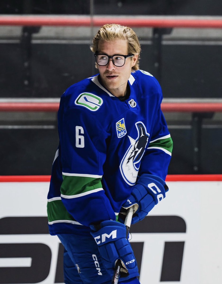 Dailybrockboes's tweet photo. Happy Canucks game day to those who celebrate! 

📸: alsnapshots_ on IG https://t.co/9llDMfZRMd