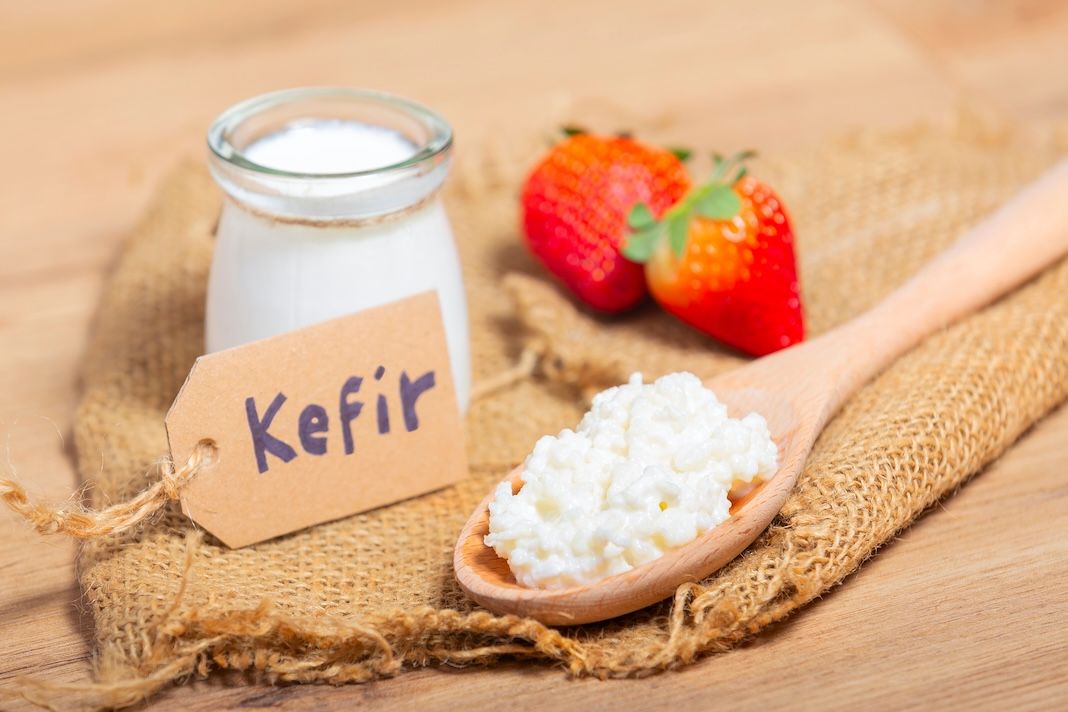 ilSalvagenteit's tweet photo. Francia, stop al #kefir con ricetta sbagliata. Ma i big aggirano il divieto chiamandolo "delicato" https://t.co/yUI1Itqpsx https://t.co/ZfAwhhvI1p