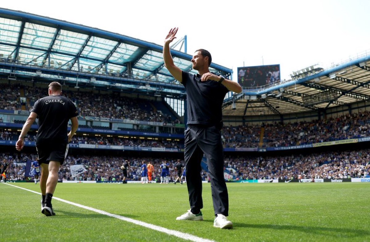 CFC_XTRAHq's tweet photo. 🚨 Xabi Alonso was left short in the midfield department as a result of missing out on Lamine Camara, and that is why Chelsea are considering whether to re-enter the market in January

(@BobbyVincentFL) #CFC https://t.co/VkKdRugivl