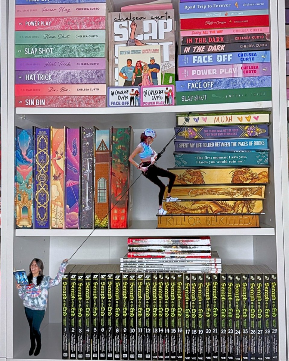 DorisDuenke's tweet photo. Shelfie Sunday hợp tác! Cùng Kaitlin, Hannah, Serena và Sierra 👯‍♀️

Lấy cảm hứng từ Hayley và Library of Webb. Lướt để xem giá sách của chúng mình! Kệ sách của Kaitlin

Luôn sẵn lòng giúp bạn bè xây dựng danh sách TBR 🤩 Trưng bày các https://t.co/Xvmx5rK4JK