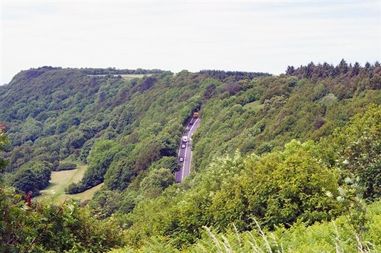battleftrust's tweet photo. Battle of Byland. 14 October 1322
Edward II’s forces are defeated on top of Sutton Bank in Yorkshire by the Scots under Robert the Bruce. Edward barely escapes capture at nearby Rievaulx Abbey.
Further information at Battlefields Hub in our bio. https://t.co/t7Ekh6t4WB