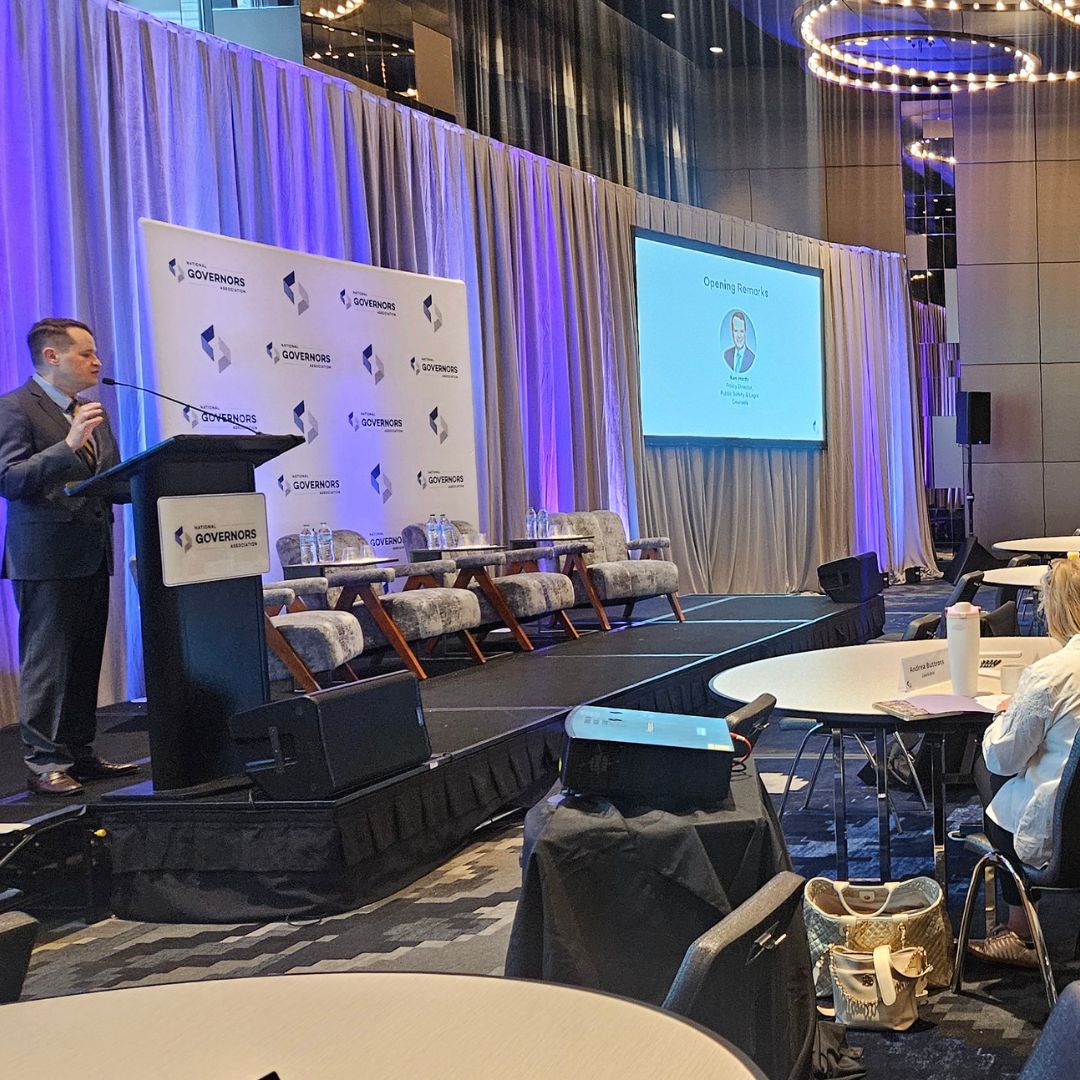 prison2pro's tweet photo. When state leaders, higher ed experts, and justice-impacted voices sit at the same table, we build real pathways home.

Honored to have @Dr_Andrisse speak at @NGA's #BridgingPathways2026 on how postsecondary education transform reentry.

#P2P #HigherEdInPrison https://t.co/Bk8WIMX4rJ