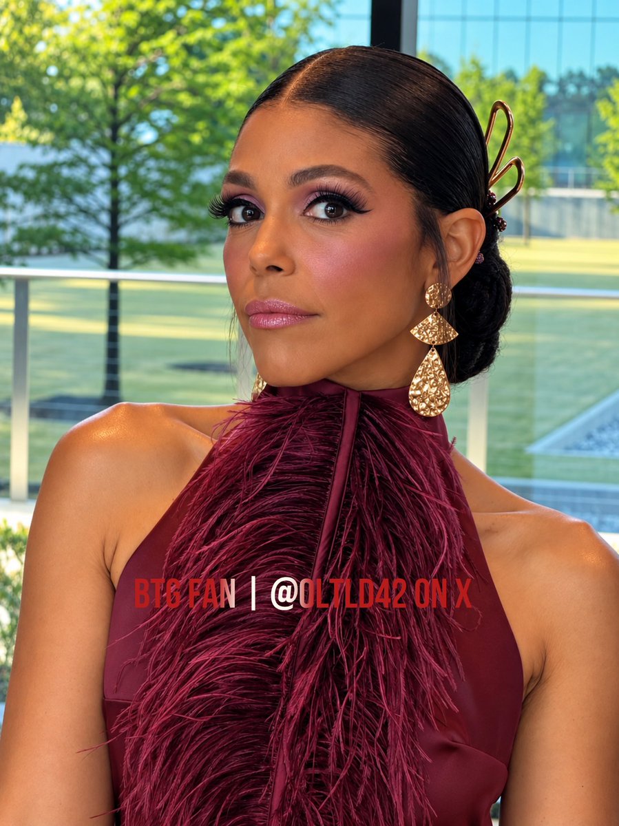 OltlD42's tweet photo. #BeyondTheGates #Gatekeepers
Karla Mosley looks absolutely stunning in this new photo shared by ONE by Wankaya. π Elegance and glamour suit her perfectly. β€οΈβπ₯ #KarlaMosley https://t.co/aX9PGXMmYC