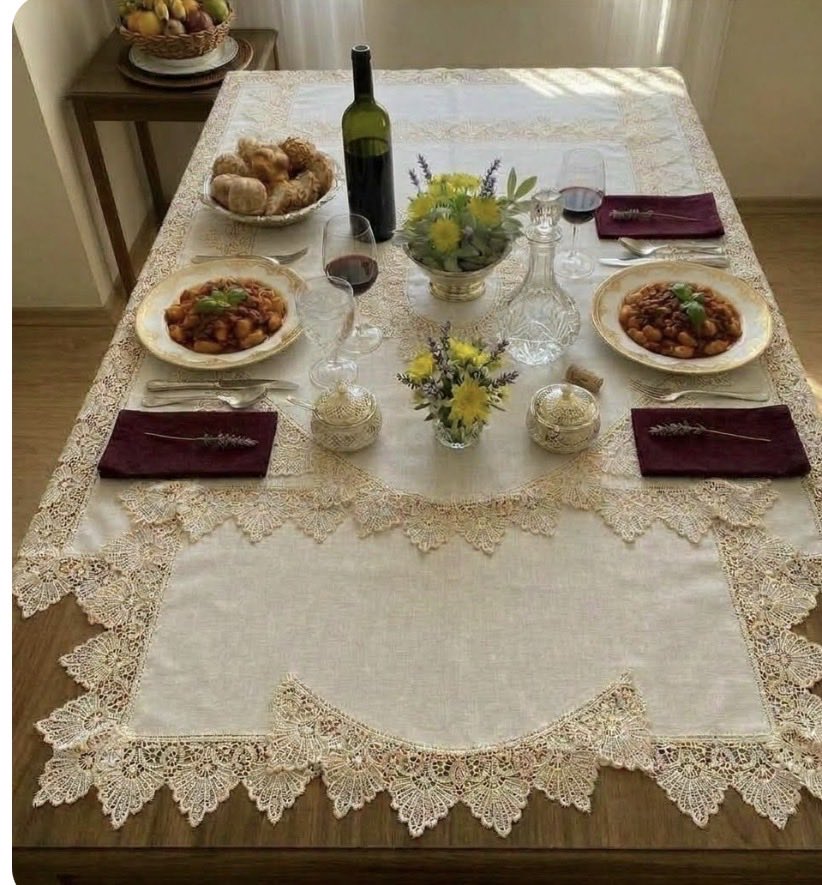 adri_silvi's tweet photo. #nuestratarde
Hola genios , desde La Plata , Rodi y todos me hacen sentir muy bien!!!!Trate cocinar , y preparar una mesa para mi pareja y odio cocinar Espero les agrade https://t.co/lIwG1QZycp