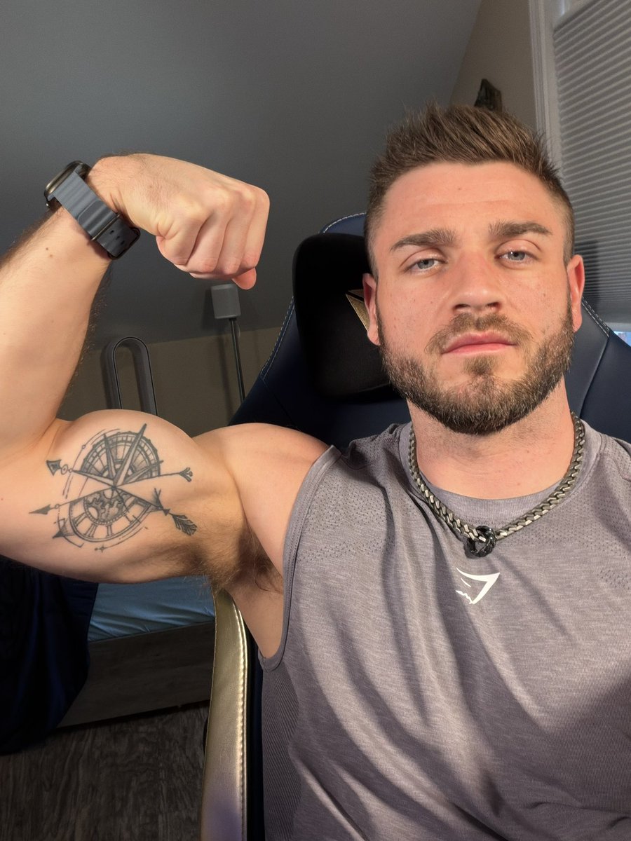 BrandonAllenSFW's tweet photo. Pits are open season 🐽 https://t.co/tWndsjWtKV