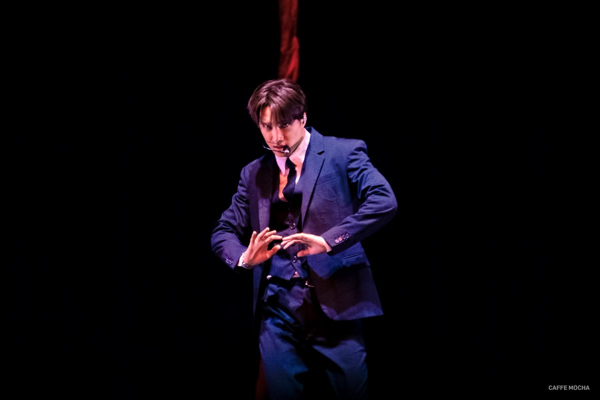 CaffeinMocha's tweet photo. 260719 EXO PLANET #6 ‘EXhOrizon’ in Kaohsiung

Jᴇᴋʏʟʟ▪︎▪︎▪︎

#EXO #엑소 #카이 #KAI
#EXhOrizon https://t.co/h95p81BGjx