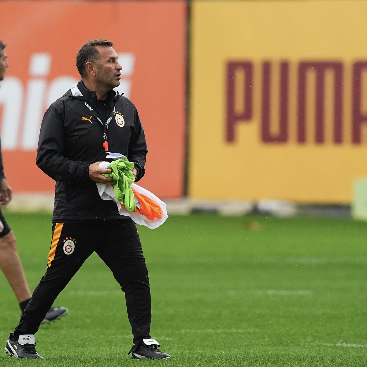 GalatasaraySK's tweet photo. 📸 Akşam antrenmanımızdan kareler. #GSvKAS https://t.co/5fvEpB6itG