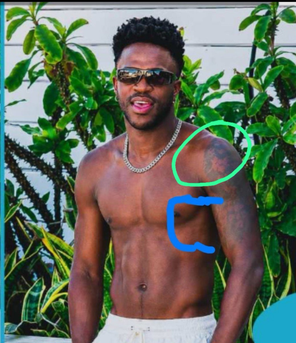 MemesDelMijinOr's tweet photo. En Brasil se está hablando mucho de que Vinicius Jr a sido reemplazado y que habría sido 4sesinado en una Favela en sus vacaciones después del Mundial 2026 y que su reemplazo se debe a que hay mucho dinero por medio, ya que sus tatuajes no coinciden y su juego no es el mismo 😱 https://t.co/zcVtDnNtum