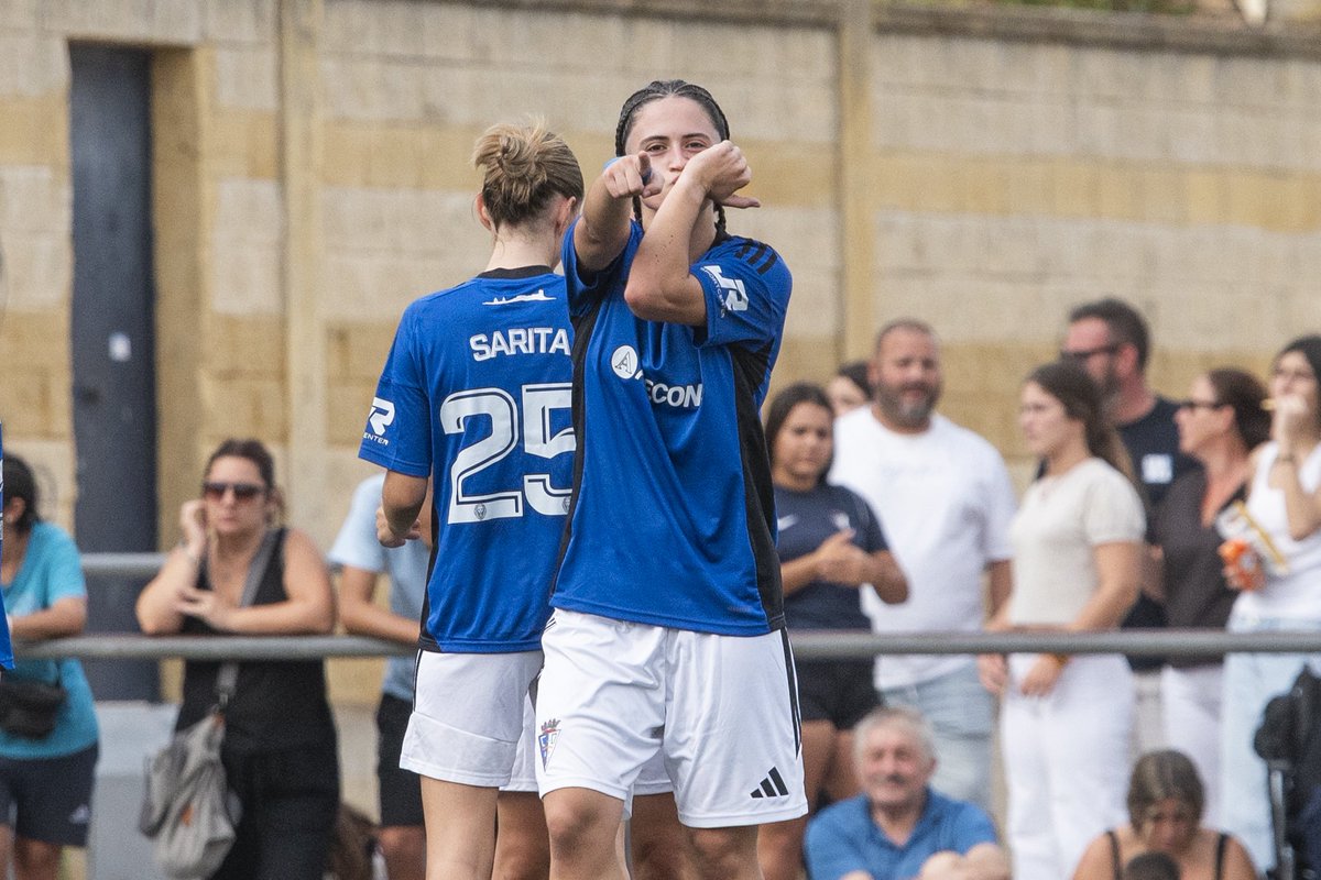 _cdsfemenino's tweet photo. 🔝 ¡El debut soñado de 𝑹𝒐𝒔𝒂 𝑯𝒆𝒓𝒏𝒂𝒏𝒅𝒐! 

⚽️⚽️ ¡Doblete en su estreno con el Club Deportivo! 

#CDSFemenino https://t.co/fGItl4s1kr