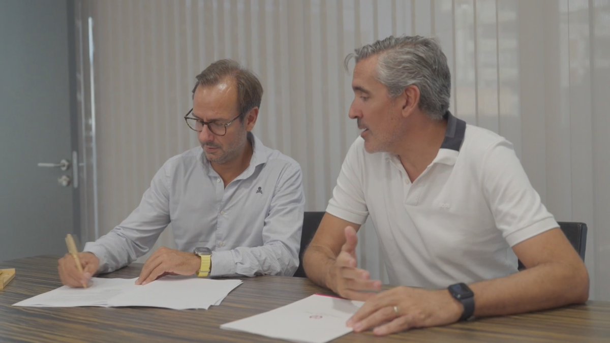saludediciones's tweet photo. 📺 El Col·legi Oficial de Metges de les Illes Balears (COMIB) ha signat un conveni de col·laboració amb l’Acadèmia de MIR (AMIR) per beneficiar els col·legiats
https://t.co/9FpP0rCeQ6
@COMbalears @academiamir @carloshern79 @TrinidadBeda @LauraCalafatMnz @fibwi https://t.co/OG5zIHHAdb