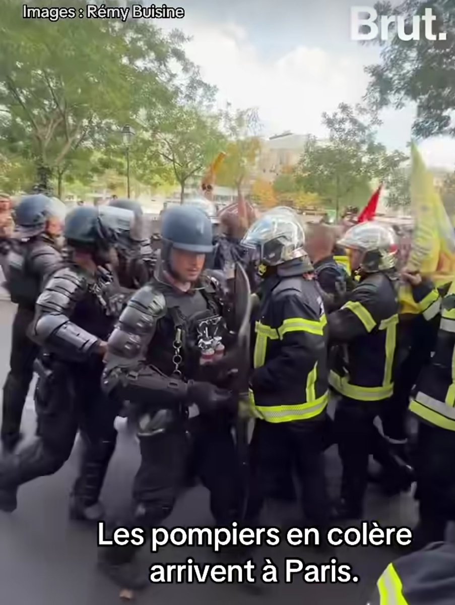 louloudemamina's tweet photo. Et si on soutenait nos POMPIERS EN COLÈRE 
🙏@RemyBuisine https://t.co/9AiH0YnWJg