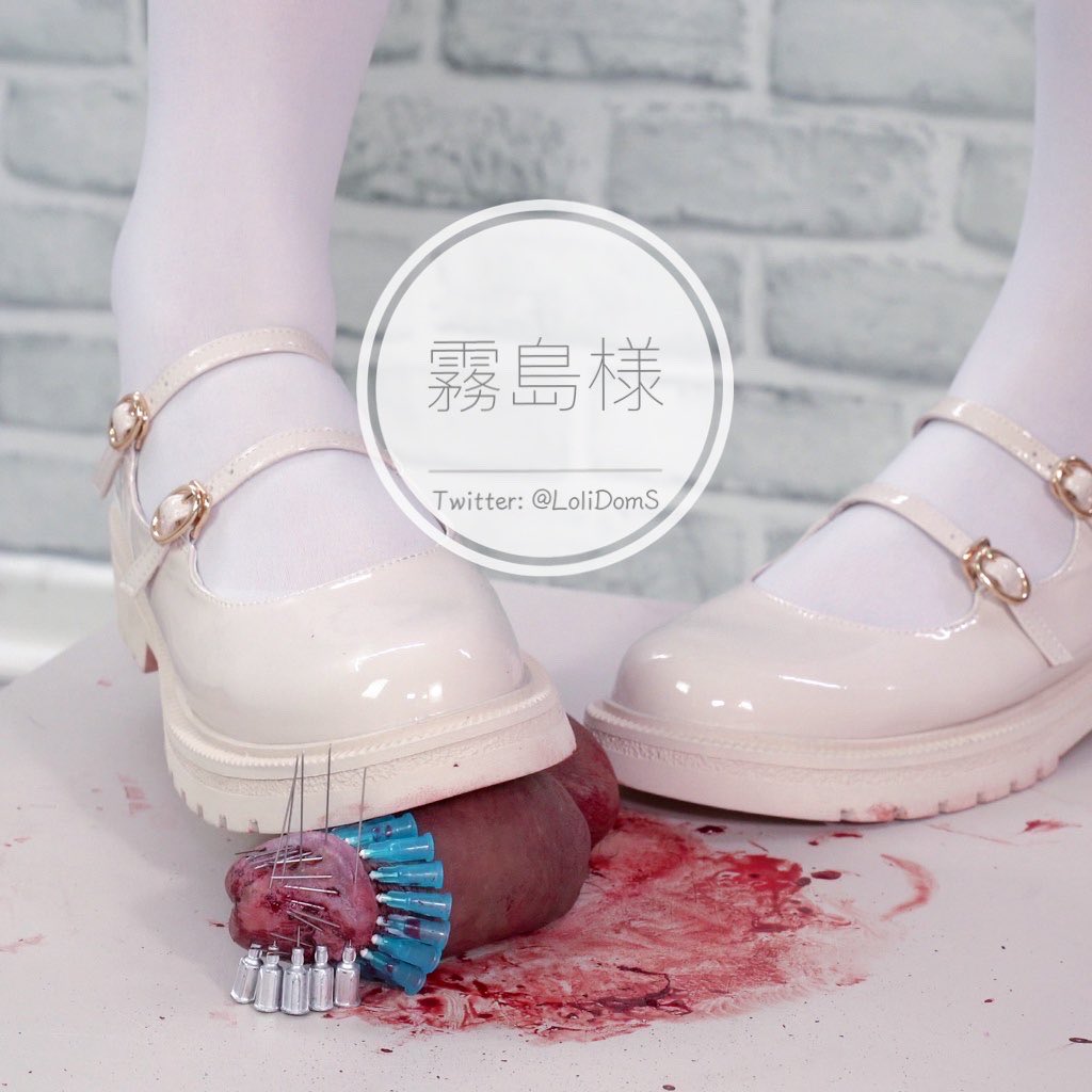 LoliDomss's tweet photo. 呜呜……袜袜 https://t.co/IXjpvSnRVb