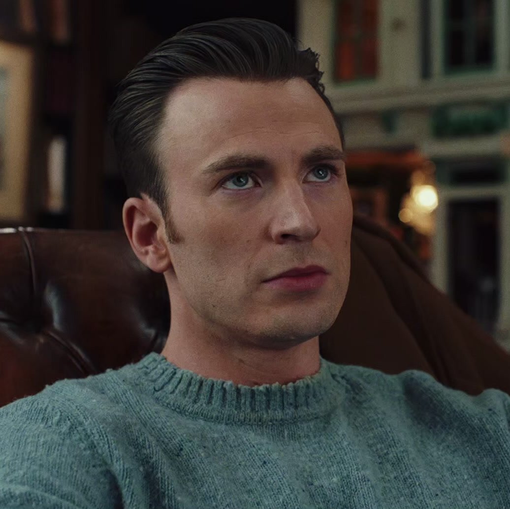 Astronautstorm's tweet photo. Chris Evans as Hugh Ransom Drysdale in Knives Out. https://t.co/6ZZIwJ6dY2