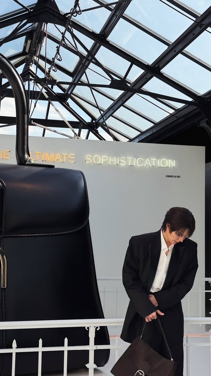 KengNampingOFC's tweet photo. 290926 🐰 #nampingster IG Update 
A DELVAUX MOMENT WITH NAMPING
— #NampingxDelvaux

🤍🪷
#Delvaux

#KengNamping #เก่งน้ำปิง https://t.co/9TblCjjenm