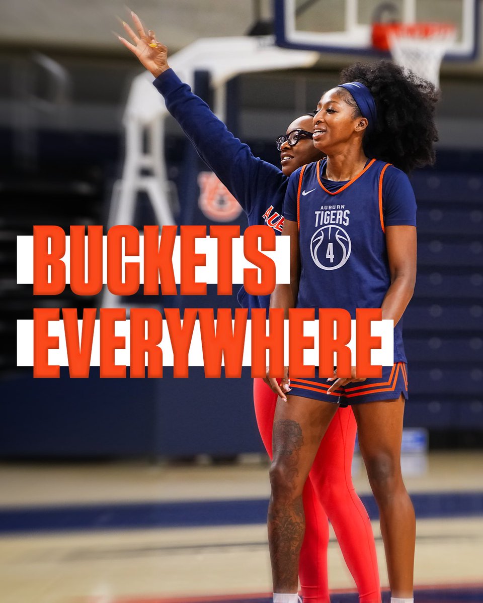 AuburnWBB's tweet photo. Everybody Eats 🍽️

#WarEagle https://t.co/6xLSdDHYI2