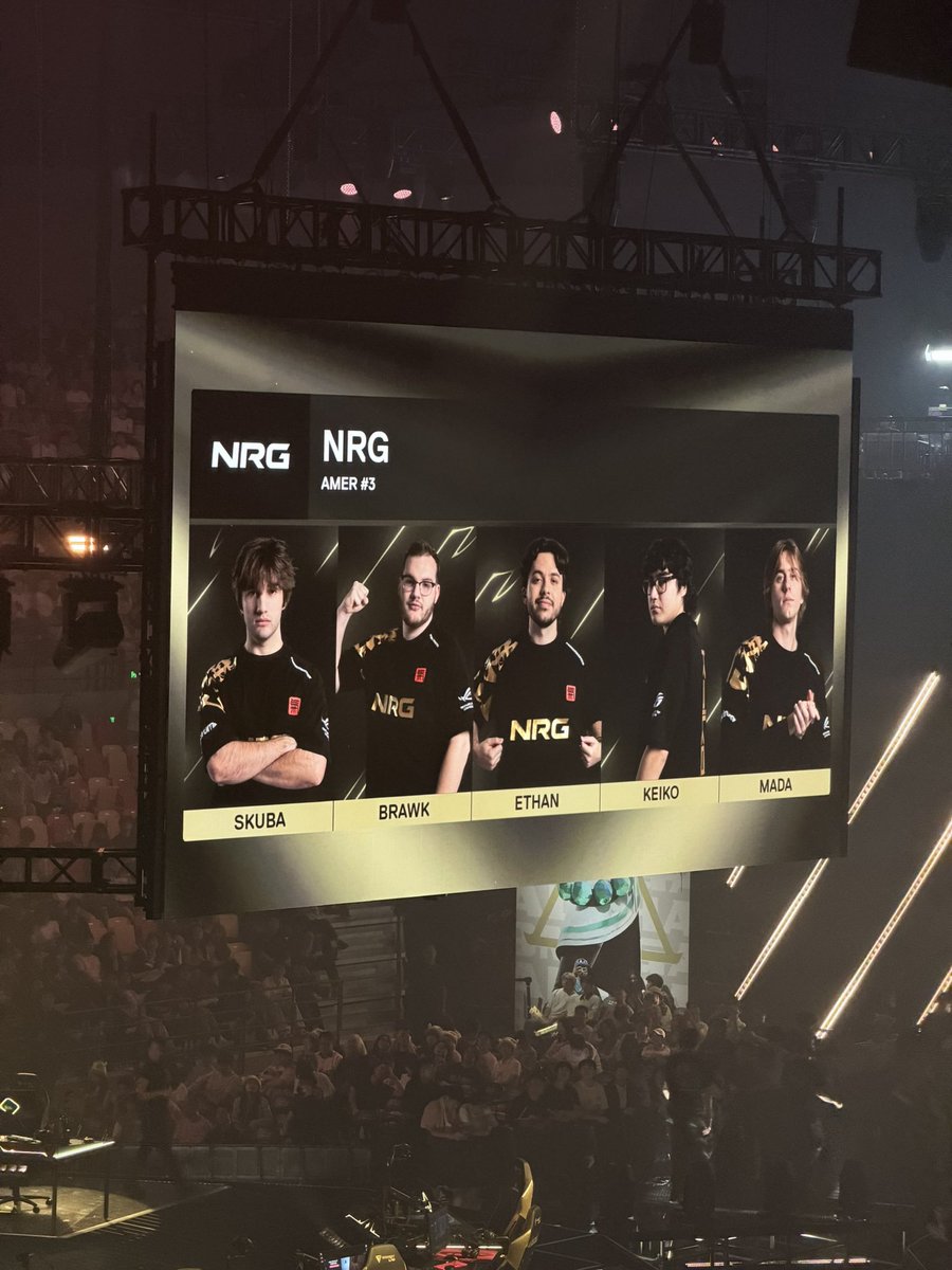 Christineliuy84's tweet photo. im so×♾️ happy today！
i love NRG https://t.co/AaNag1pGXE
