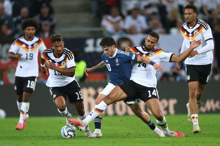 Sweiper_'s tweet photo. Pasaron los primeros partidos de la Nations League para Alemania y muy pocos jugadores aprobaron el examen del primer grupo.

ter Stegen fue el mejor por diferencia y se pueden destacar a Treu, Schlotterbeck, Bisseck que se entendió bien con Tah y algunas cositas de Ebnoutalib👇. https://t.co/nsyfh3z52e