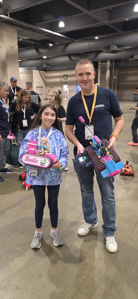 leemerie3d's tweet photo. @3DPrintopia Was a blast! I'll post some pictures up later but wanted to make a special post to Sydney here and her father for allowing her to race as they were about to leave!

I asked them if she would be allowed to enter the deathracer battle and use one of our racers. She had a lot of fun and did really well actually! And another thanks to Dad for allowing the post! 

Drop a comment and congratulate her on going to battle with the best out there! 😉 @West3DPrinting 

#3dprinting #stem