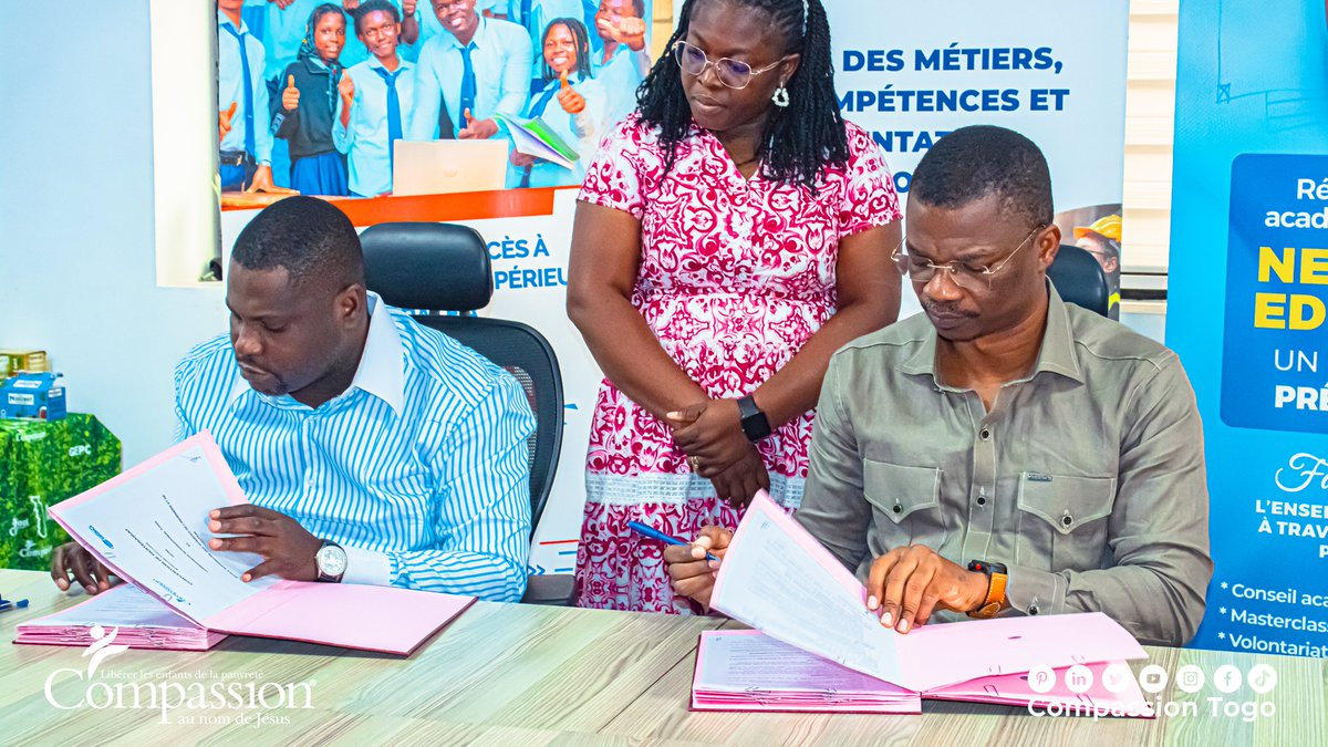 CompassionTg's tweet photo. Compassion Togo est heureuse d'annoncer qu'elle a concrétisé depuis quelques semaines déjà une nouvelle convention de partenariat avec l'Ecole Supérieure des Sciences d'Ingénieurs et de Gestion (ESSIG), une école spécialisée dans la formation des futurs. https://t.co/lvU5rrqcw0