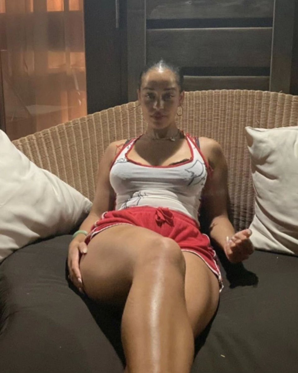 Complex's tweet photo. Jorja Smith 📸 https://t.co/ay9LTjhjXo