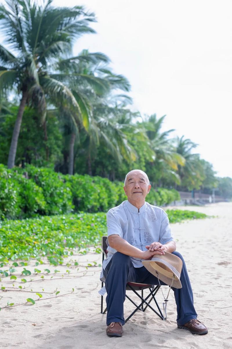 bogrv4926's tweet photo. When grandpa told me the old family stories, every word was like a precious precept, making me wonder what I would remember most in future time. https://t.co/1YHWOMc4cA