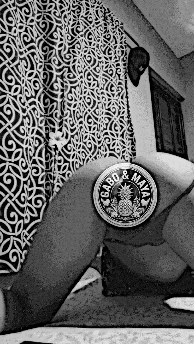 GABOyMAYA's tweet photo. Buenos días amigos, dinámica mañanera:❤️‍🔥
A quien adivine el color de tanga🩲 de Maya👱🏻‍♀️, se lleva la foto sin censura🍑.
Ojo debes dar RT🔃 a este post, y seguirnos📈. Ya saben que si cumplimos. 😉 https://t.co/4nIXY3da58