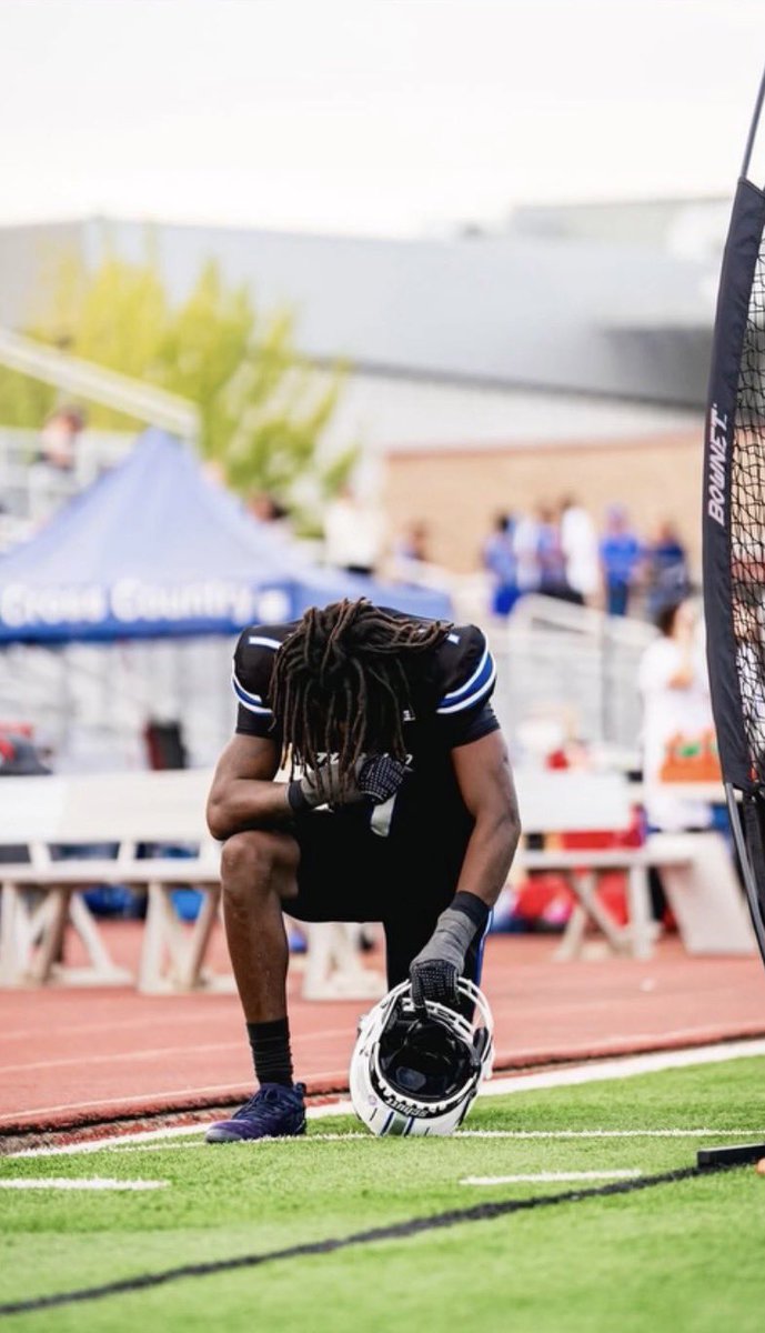 ZihyonWalters's tweet photo. Mid season highlights !!! True freshman qualifier @CoachGriffSBVC @CoachJerret @CoachArunGomez @CoachPlayter @Coach_Brax_ @PWilcox_305 @CoachLafaele #jucoproduct #agtg #sbvc #valleyup https://t.co/sLmj40ecjo
