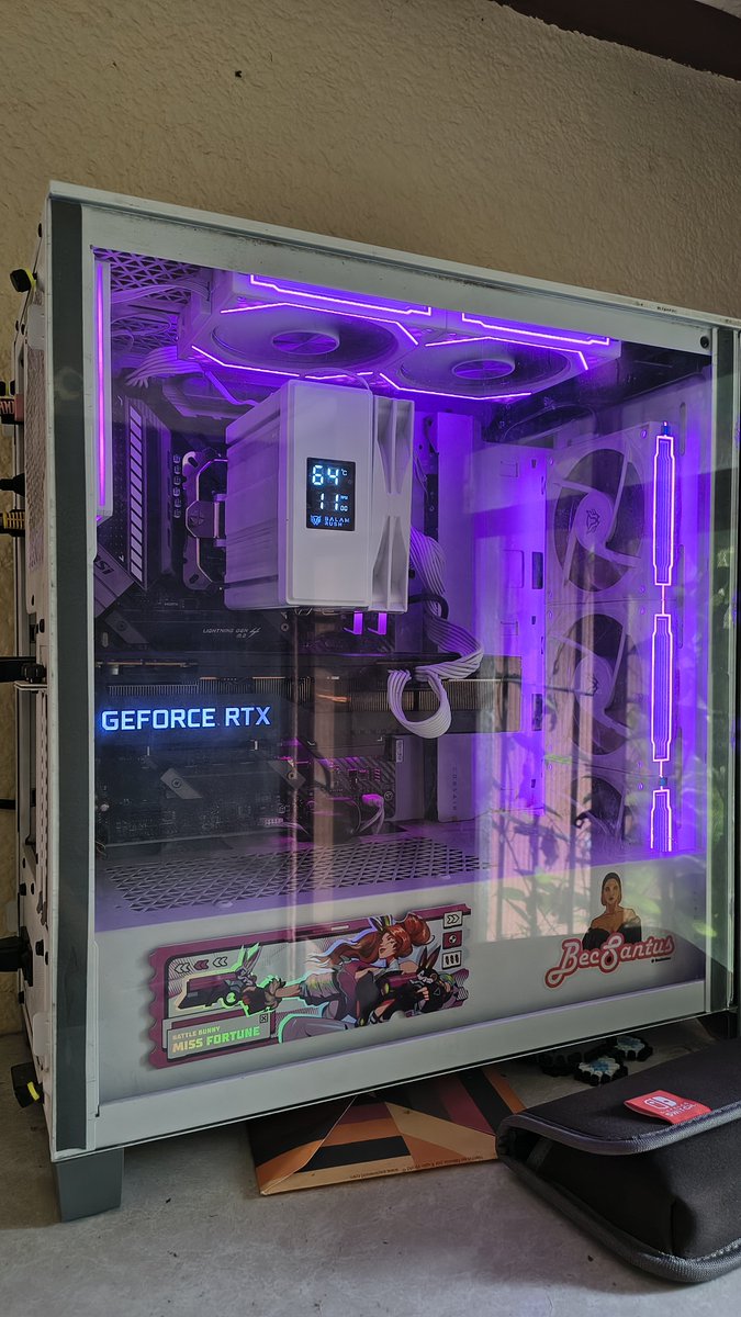 BecSantusIrl's tweet photo. Ya que tengo tu atención , enséñame tu set up gamer. 😘😘 https://t.co/g3qwJ9utlU