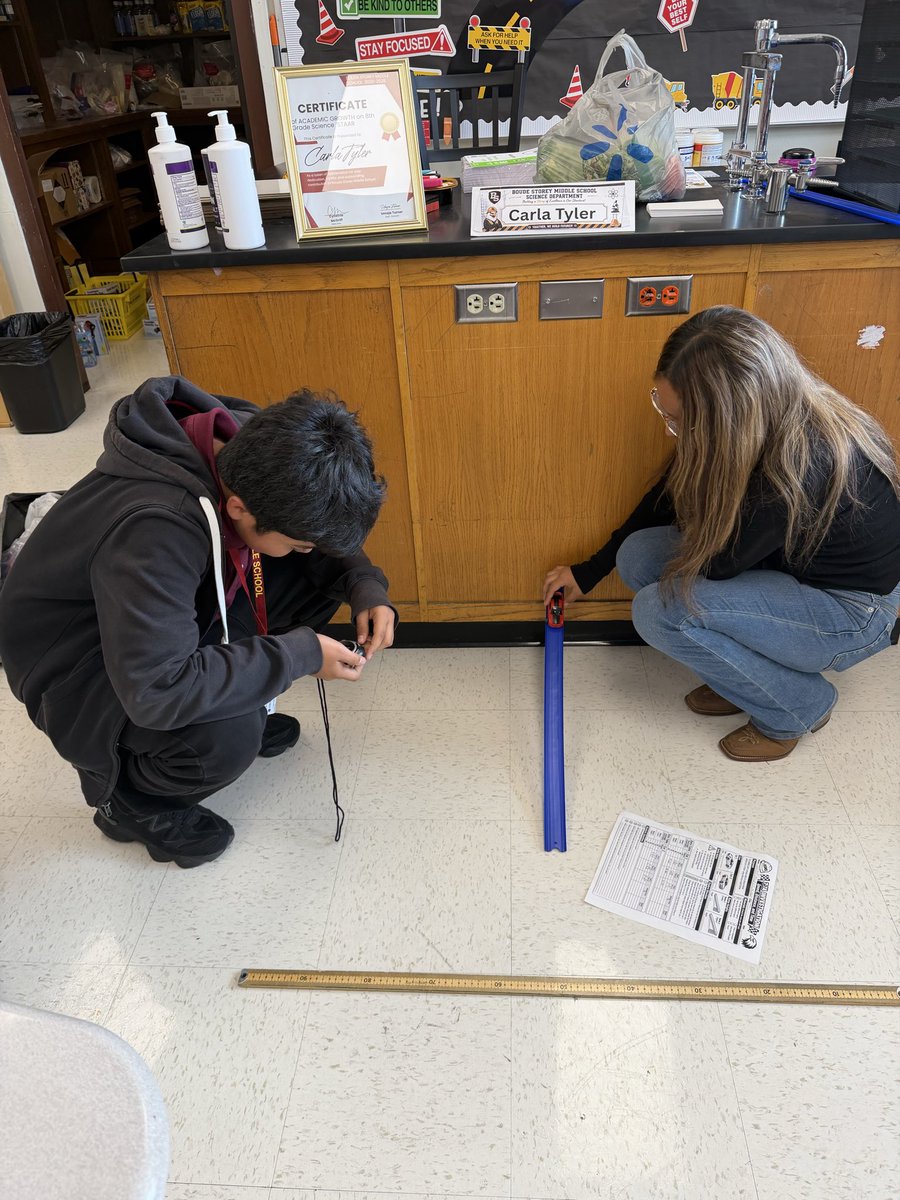 BStoreyMS's tweet photo. Our 7th grade Eagle “Scientists” engaging in a Speed, Distance, and Time Lab in Ms. Tyler’s class.
#BuildingaStoreyofExcellence🦅 https://t.co/GKGg8I8MK6