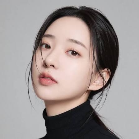 Wokenessisevil's tweet photo. @GeraltofGoonia An actress who played Eve from Stellar Blade Shin Jae-eun is 35 years old. But i wouldn't be surprised if they called her a child. https://t.co/WtgjySmNsn