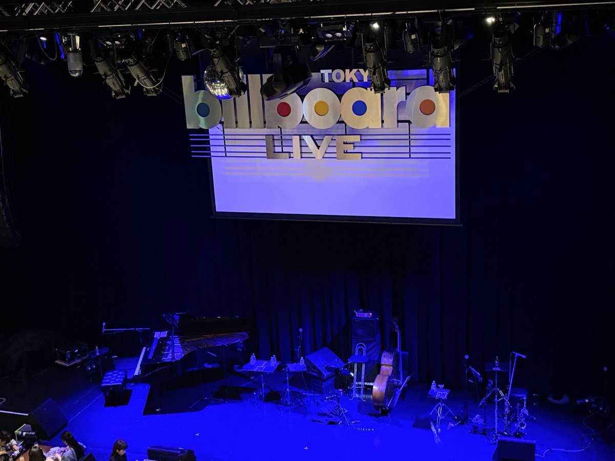 pipibunko's tweet photo. LE VELVETS in Billboard Live TOKYO

おしゃれな空間で極上の歌声を聴く贅沢な時間だった

いつもどおりトークも楽しかった💕

シュガーさんは若い頃の叔父さんに似ているのよ😁

次は秋パルティで🎤🫡 https://t.co/RLXUlRTCHk