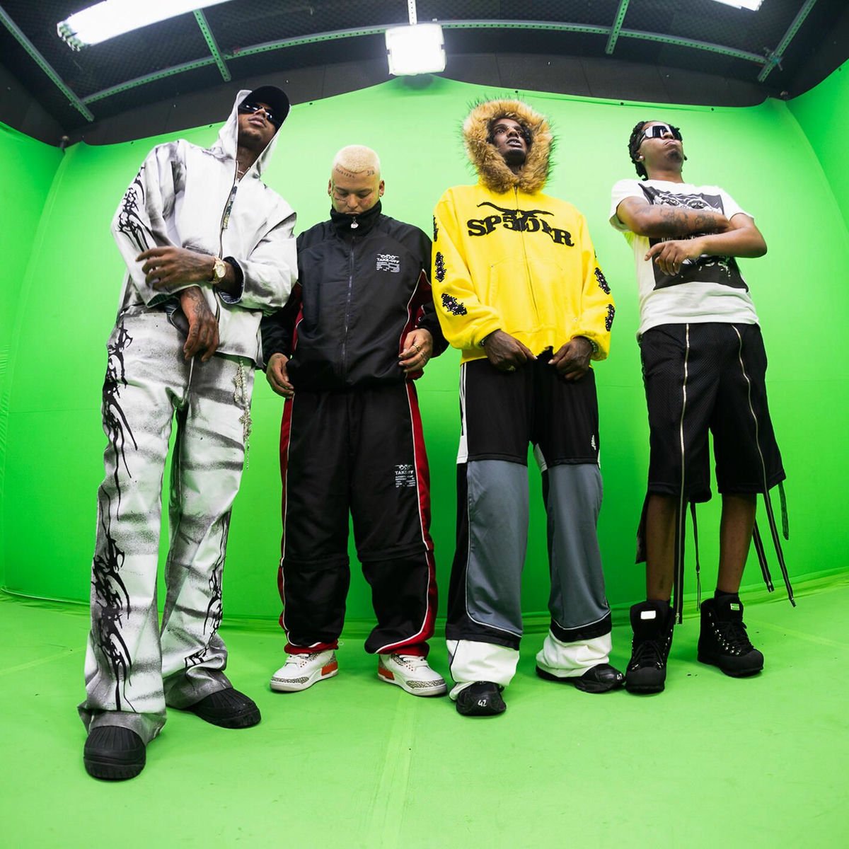 trapcit0u's tweet photo. 🚨VOLTA? Dfideliz comentou em um novo vídeo que pedia a volta da Recayd Mob porque a cena está "chata":

"nós vai voltar" 👀 https://t.co/R6cQsHQtR6